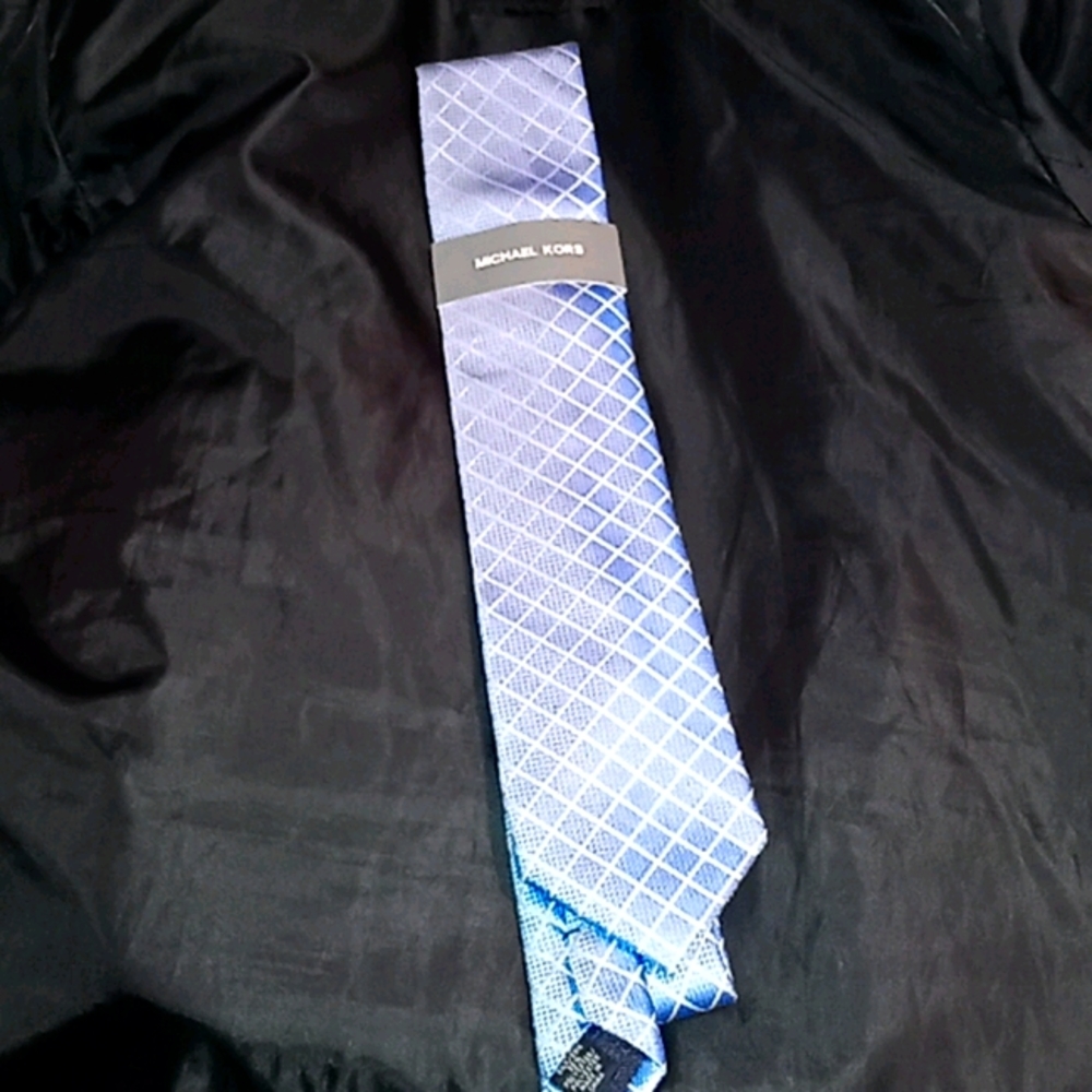 Michael Kors dress tie